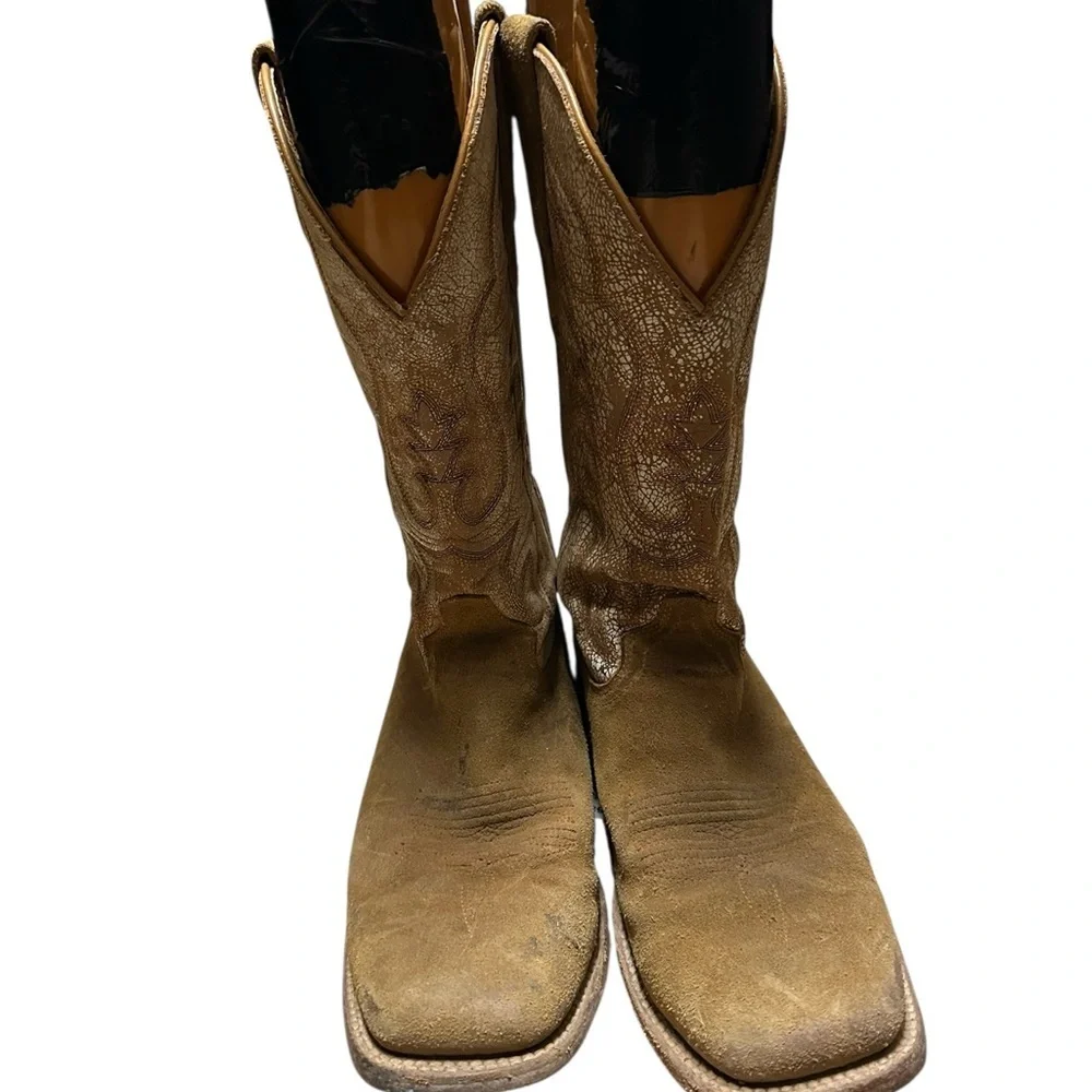 Durango Tan Men's Boots, size 10, pre-owned, gently used.